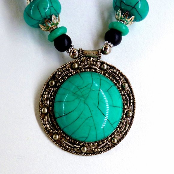 Southwestern Necklace Faux Turquoise Huge Pendant Ethnic 24" NOS Perfect M550 - Picture 4 of 6